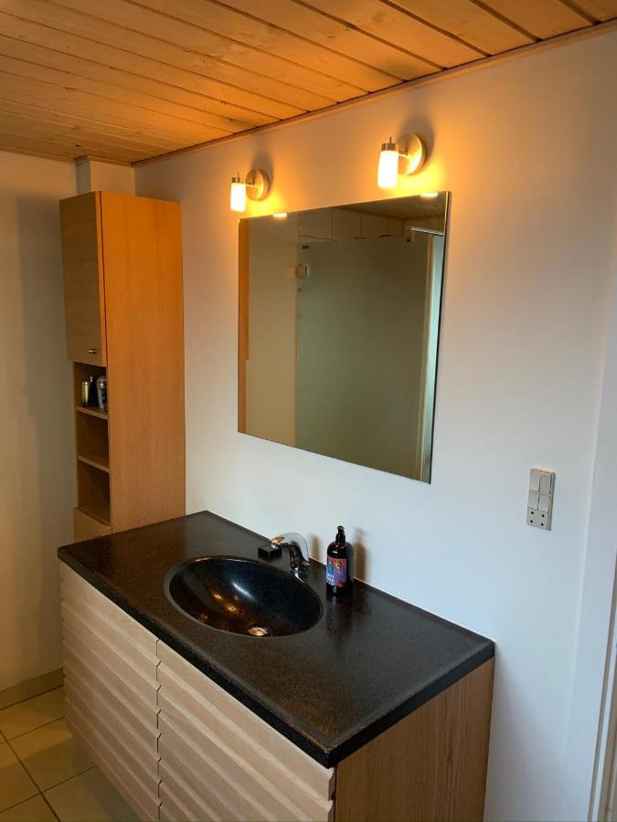 Nice And Cosy Apartment อัลบอร์ ภายนอก รูปภาพ